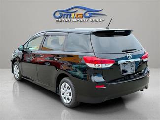 2012 Toyota Wish - Thumbnail