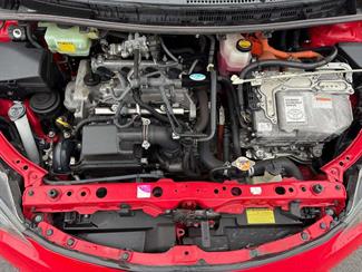 2014 Toyota Aqua - Thumbnail