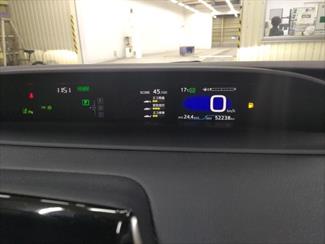 2019 Toyota Prius - Thumbnail