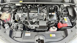 2016 Toyota Prius - Thumbnail