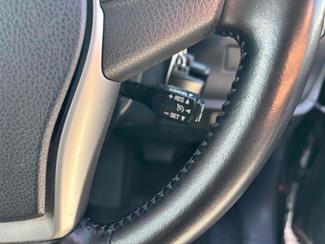 2015 Toyota Noah - Thumbnail