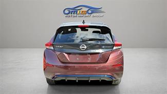 2021 Nissan Leaf - Thumbnail