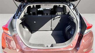 2021 Nissan Leaf - Thumbnail