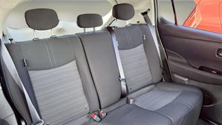 2021 Nissan Leaf - Thumbnail