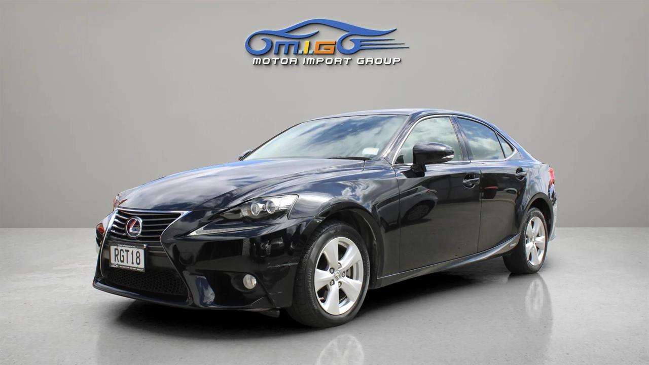 2014 Lexus IS 300H
