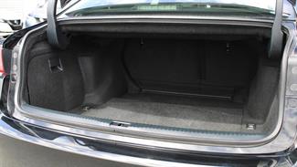 2014 Lexus IS 300H - Thumbnail