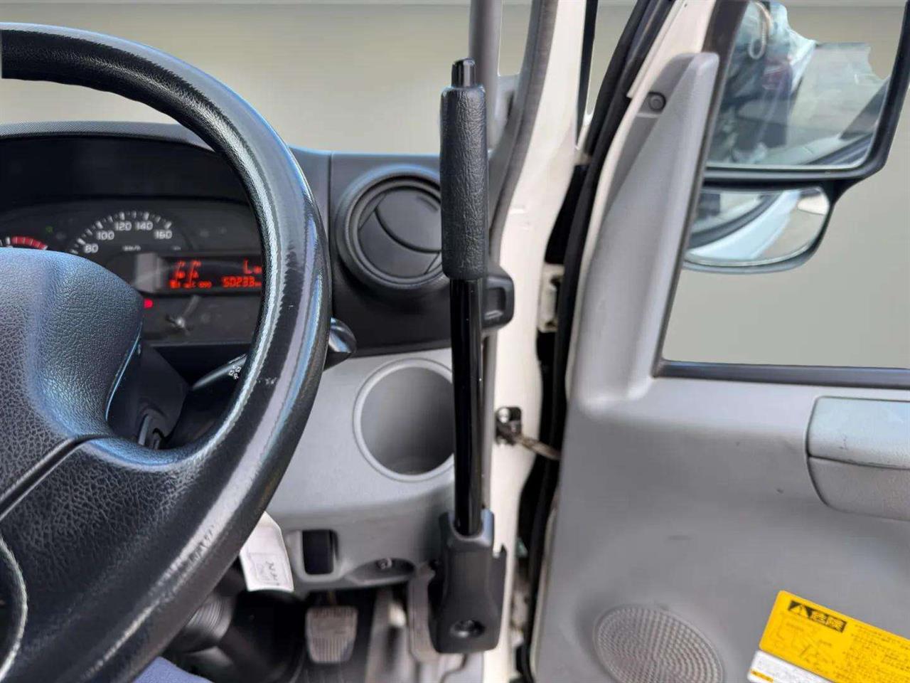 2015 HINO DUTRO