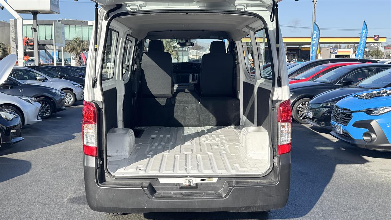 2020 Nissan NV350