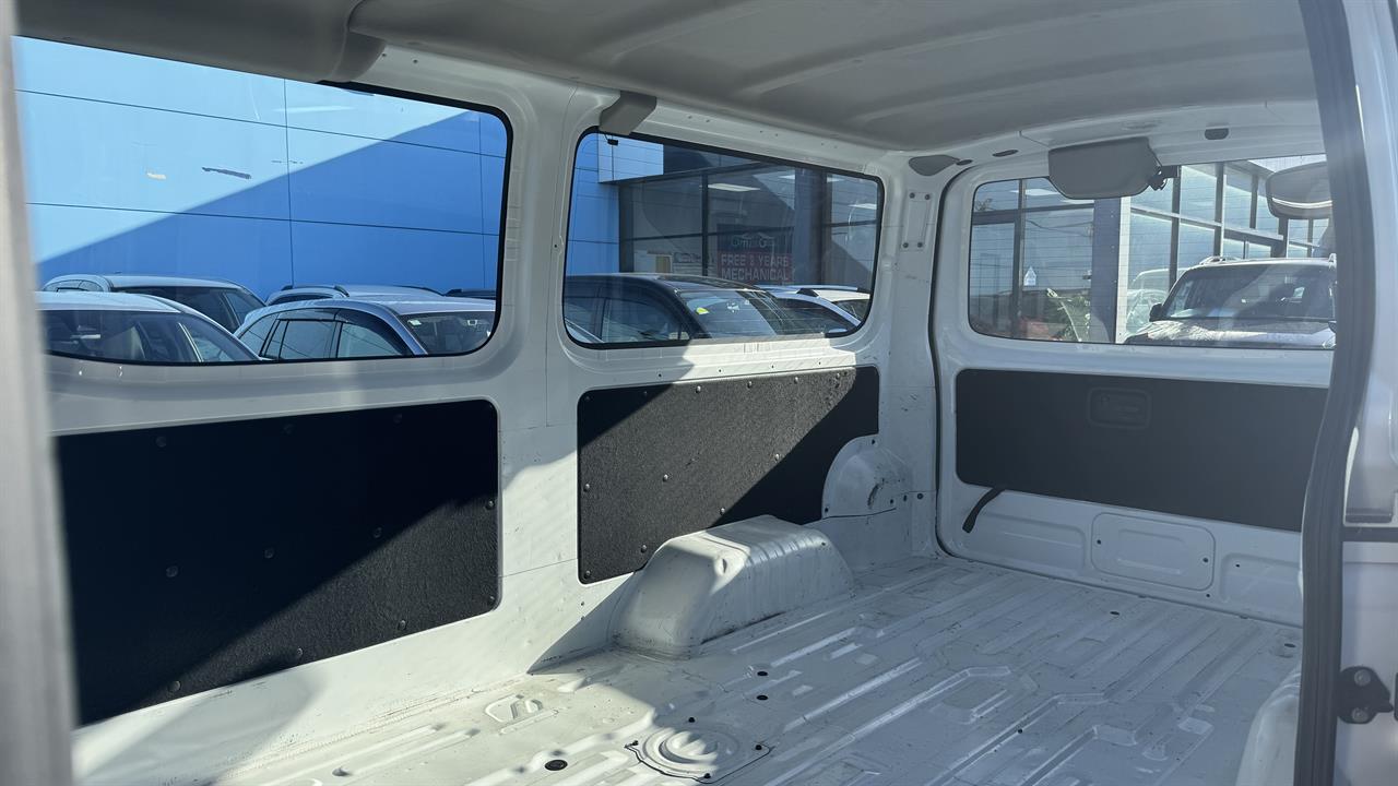 2020 Nissan NV350
