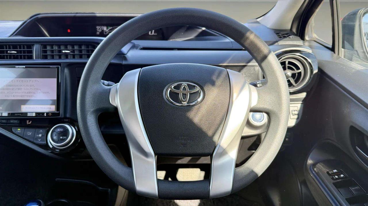 2015 Toyota Aqua