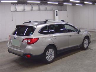2015 Subaru Outback - Thumbnail
