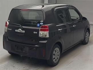2015 Toyota SPADE - Thumbnail