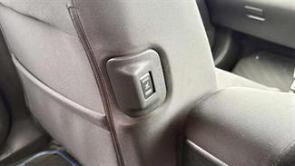2019 Nissan Leaf - Thumbnail