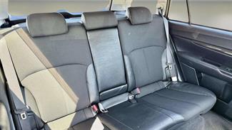 2014 Subaru Legacy - Thumbnail