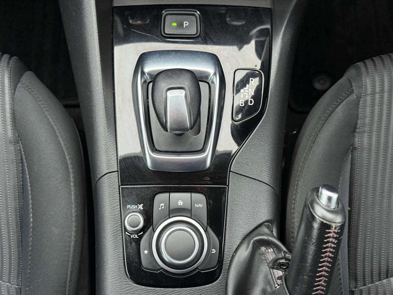 2014 Mazda Axela