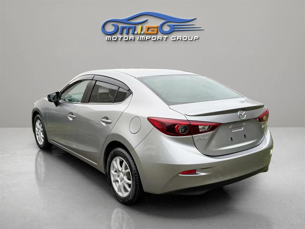 2014 Mazda Axela