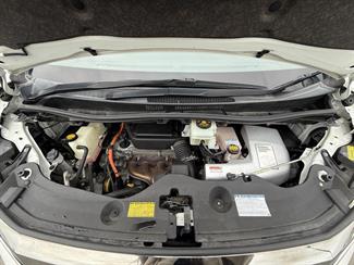 2012 Toyota Vellfire - Thumbnail
