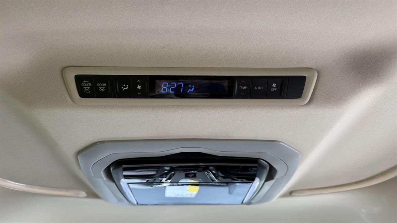 2016 Toyota Vellfire