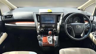 2016 Toyota Vellfire - Thumbnail