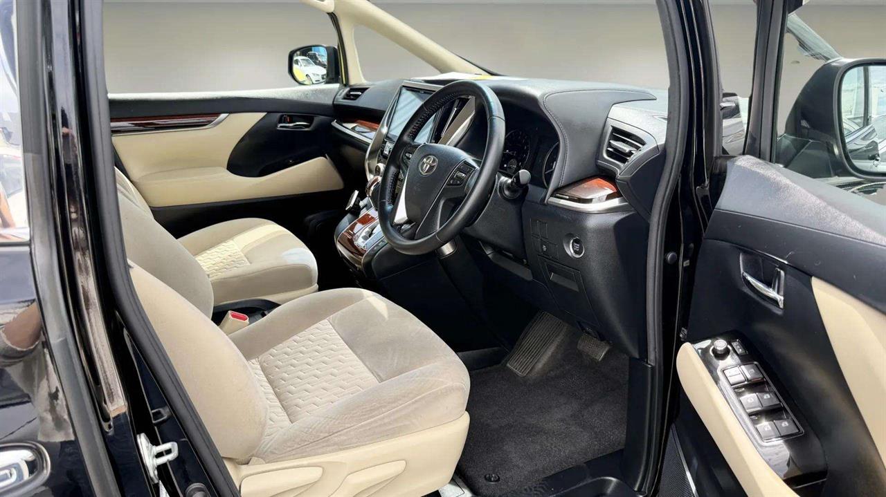 2016 Toyota Vellfire