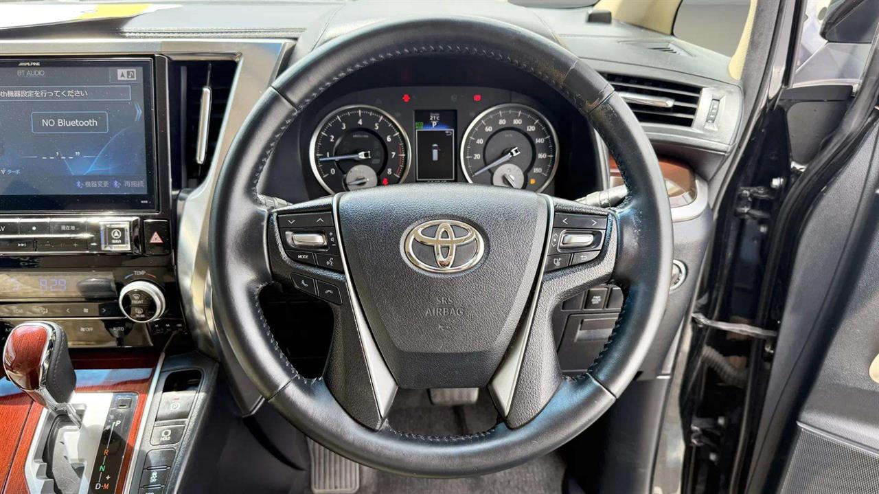 2016 Toyota Vellfire