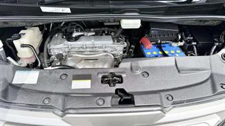 2016 Toyota Vellfire - Thumbnail