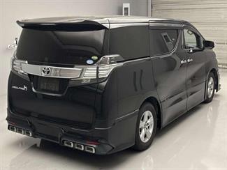 2016 Toyota Vellfire - Thumbnail