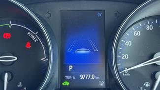 2017 Toyota C-HR - Thumbnail