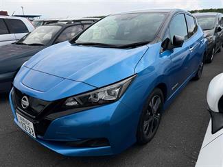2022 Nissan Leaf - Thumbnail