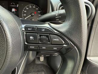 2022 Toyota YARIS - Thumbnail