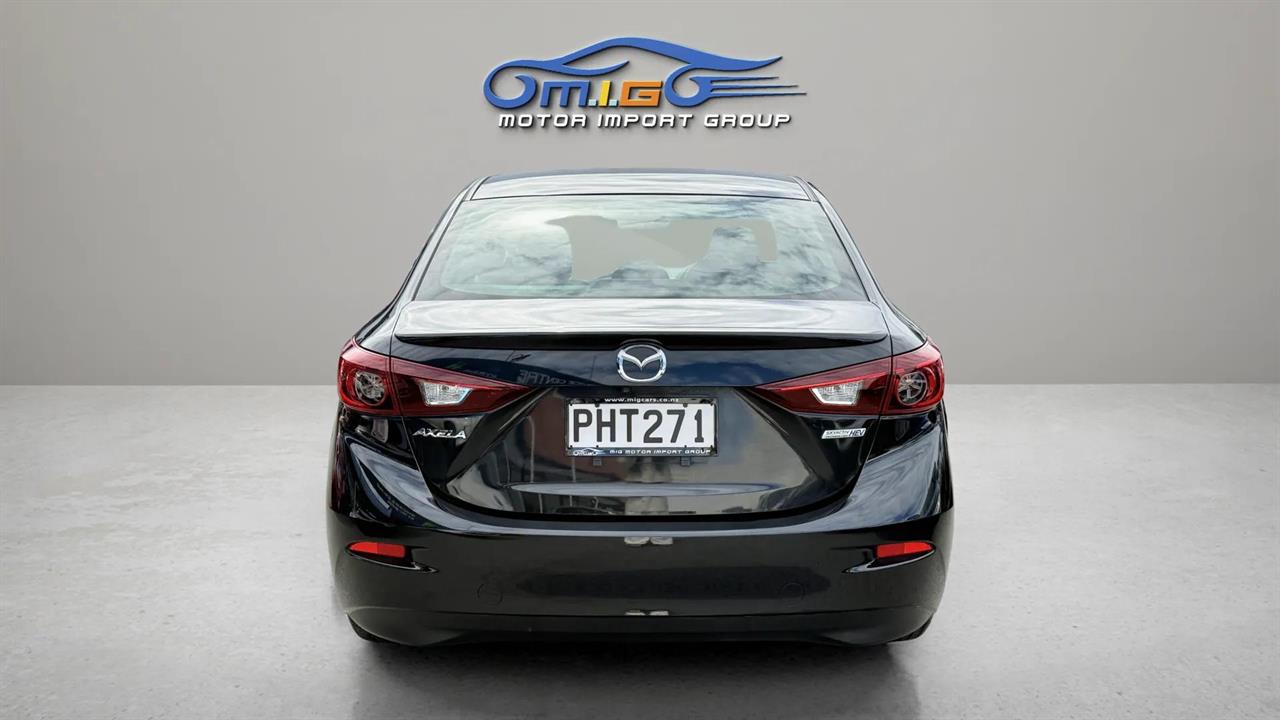 2014 Mazda Axela