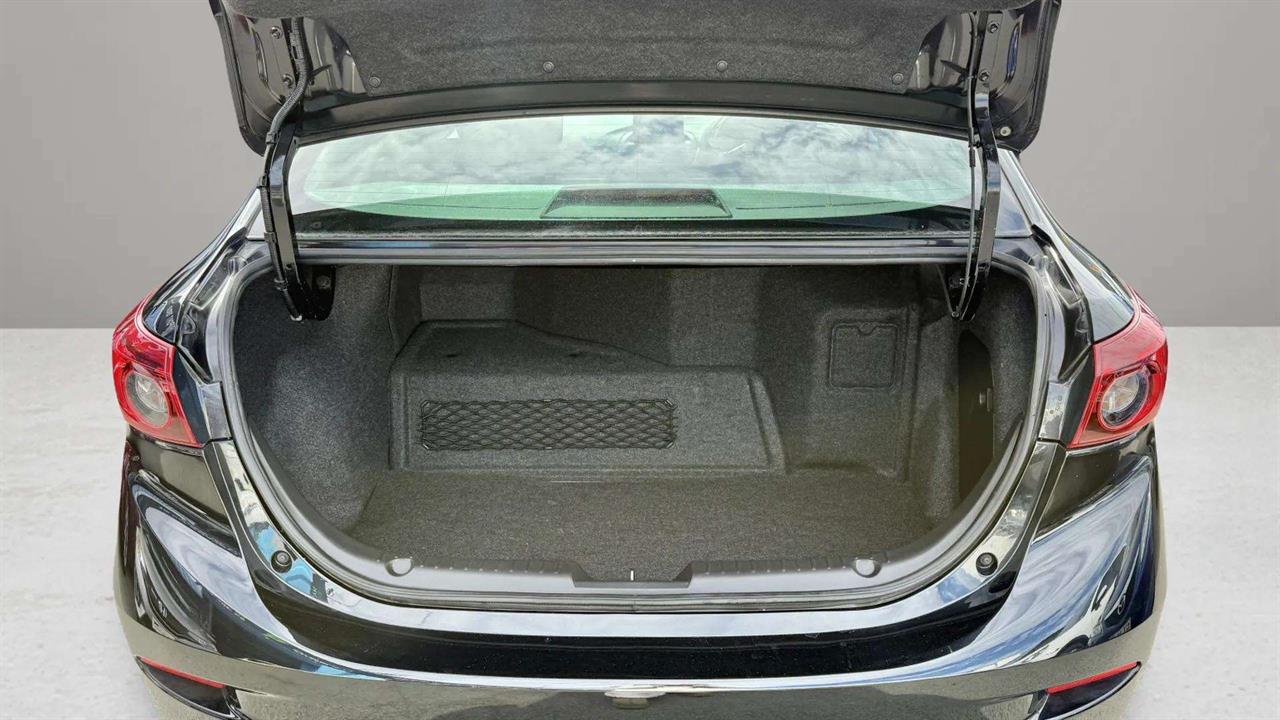 2014 Mazda Axela