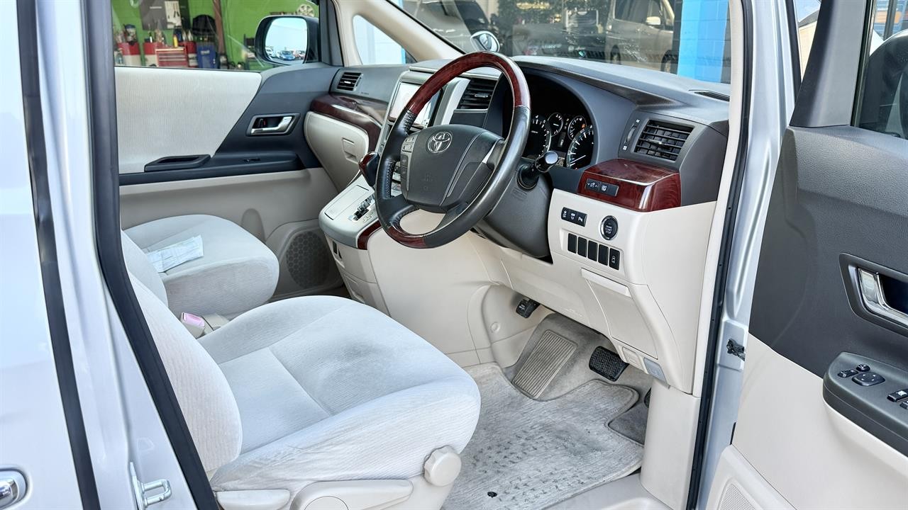 2009 Toyota Vellfire