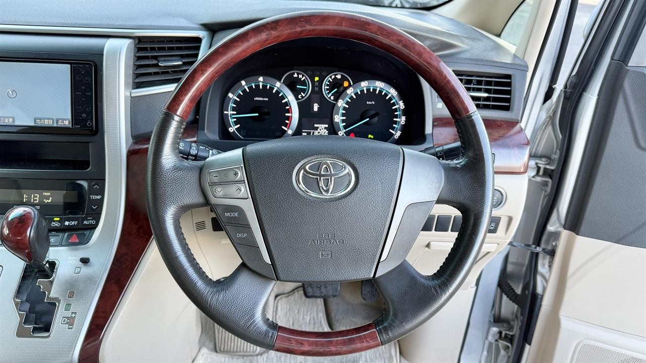 2009 Toyota Vellfire