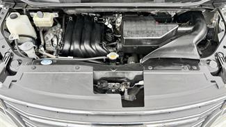 2014 Nissan Serena - Thumbnail