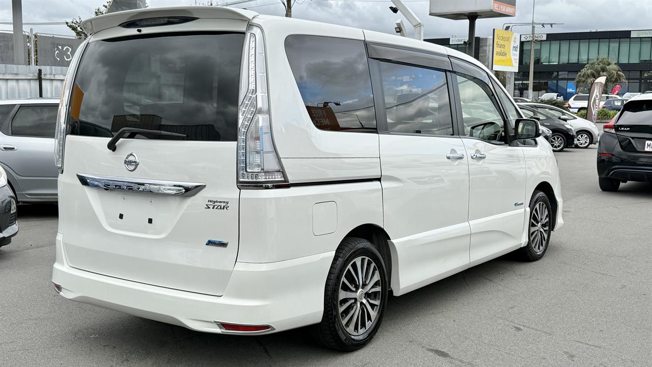 2014 Nissan Serena