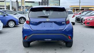 2022 Toyota Aqua - Thumbnail