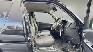 2019 Toyota Hiace - Thumbnail