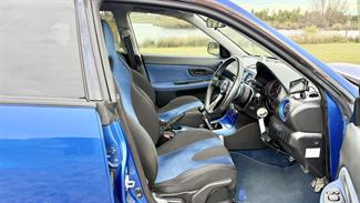 2004 Subaru Impreza - Thumbnail