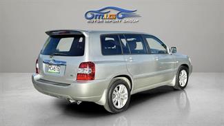2006 Toyota Kluger - Thumbnail