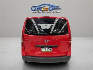 2009 HYUNDAI H1 - Thumbnail