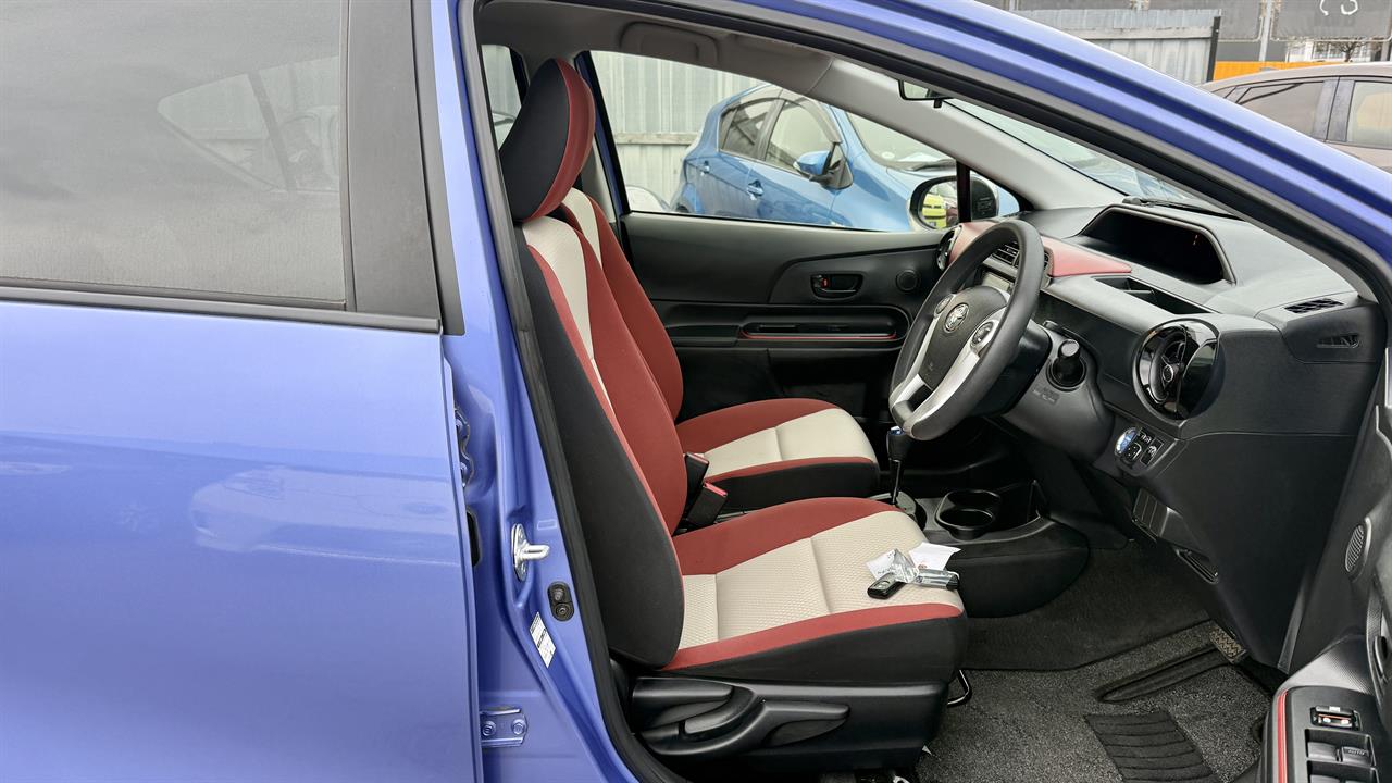 2016 Toyota Aqua