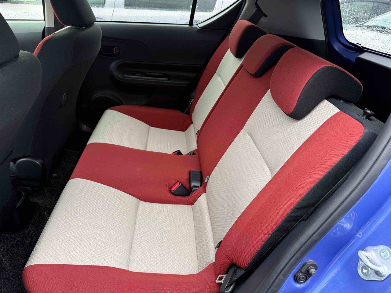 2016 Toyota Aqua