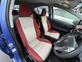 2016 Toyota Aqua - Thumbnail