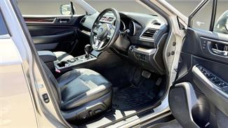 2015 Subaru Outback - Thumbnail