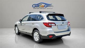 2015 Subaru Outback - Thumbnail