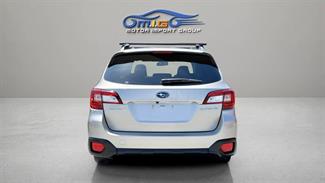 2015 Subaru Outback - Thumbnail