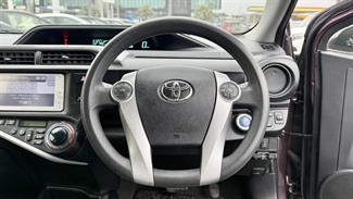 2014 Toyota Aqua - Thumbnail