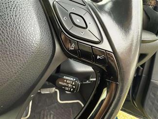 2019 Toyota C-HR - Thumbnail