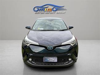 2019 Toyota C-HR - Thumbnail